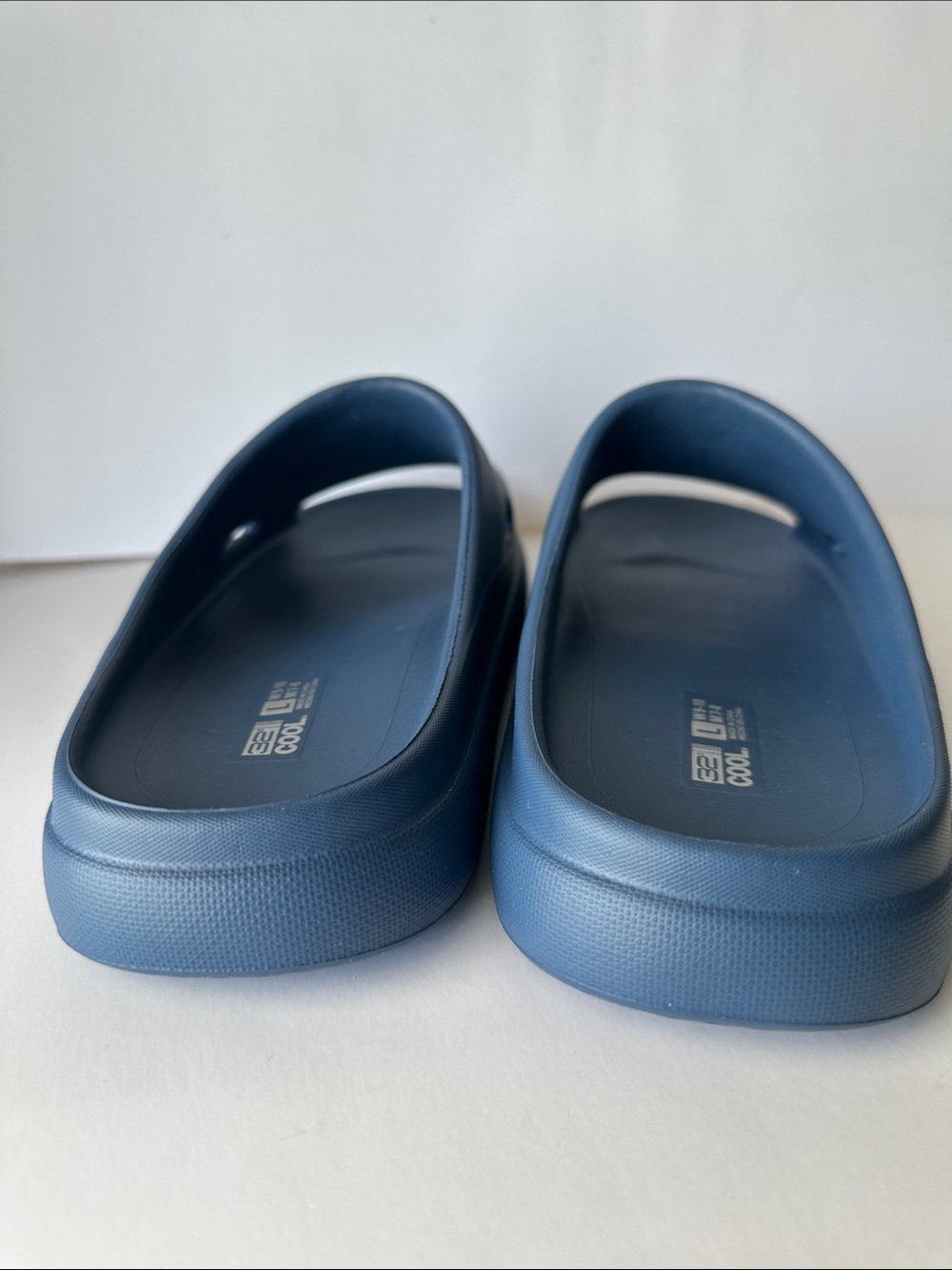 Slides Navy Unisex Size L W9-10 / M7-8 Ultra Soft EVA. 32 Degrees Cool. - Picture 10 of 14